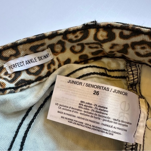 🌟3/$20🌟 William Rast Perfect Skinny Leopard Jeans Sz 26 - Picture 3 of 7